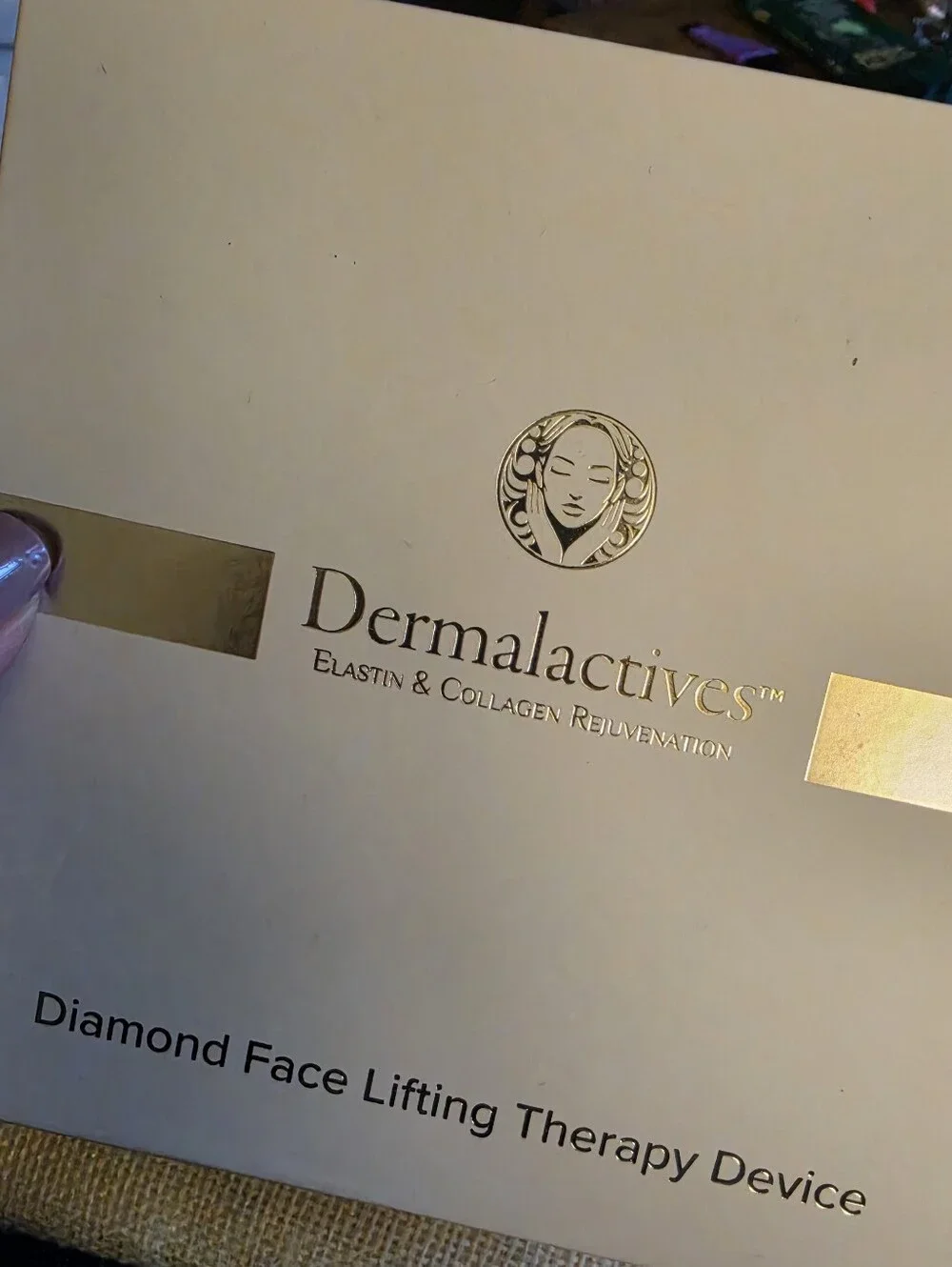 Dermalactives Diamond Face Lifting Therapy Device - White & Silver